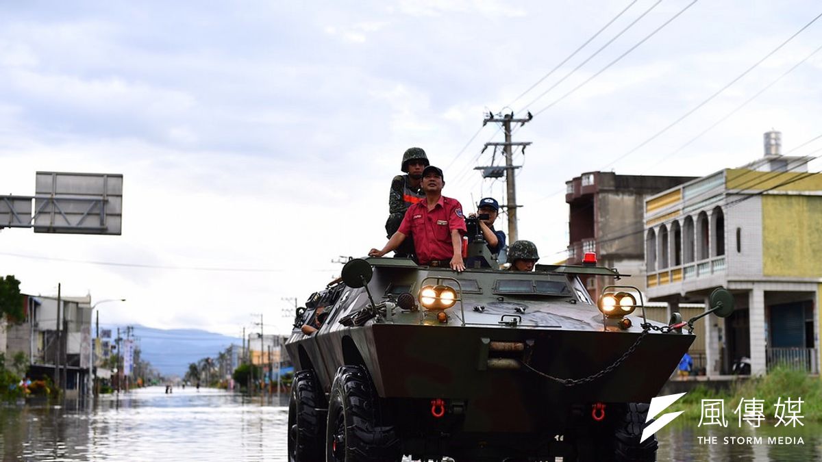 颱風過後,永遠有國軍兄弟的身影。(莫蘭蒂颱風國軍屏東救災/取自總統府網站) 颱風過後,永遠有國軍兄弟的身影。(莫蘭蒂颱風國軍屏東救災/取自總統府網站)