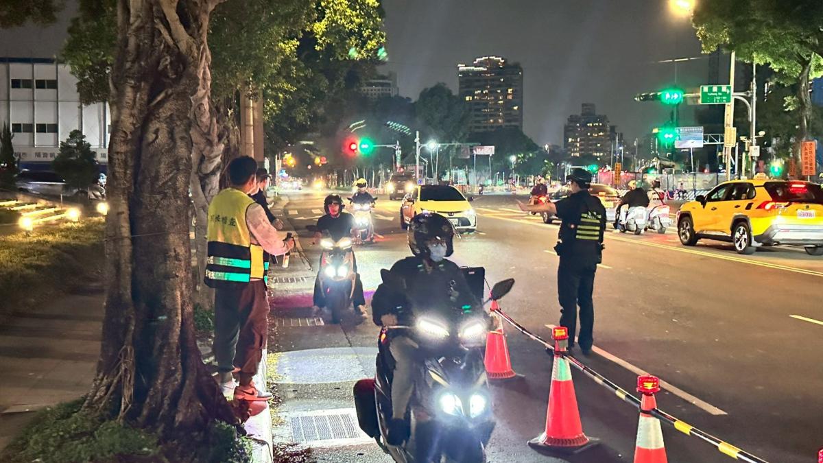 小心遭罰3.6萬!暑期加強取締改裝車,北市環保局曝超標「關鍵分貝數」