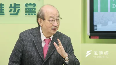 民進黨立院黨團總召柯建銘下達「甲級中的甲級動員令」,要求黨籍立委過年期間收集罷免藍委連署書。(柯承惠攝)