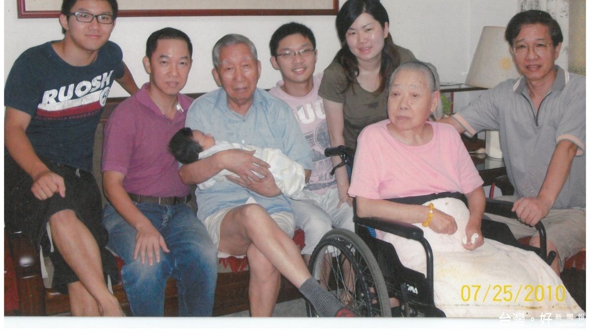 於艱困環境成家立業 板橋3模範父親獲市府表揚 於艱困環境成家立業 板橋3模範父親獲市府表揚