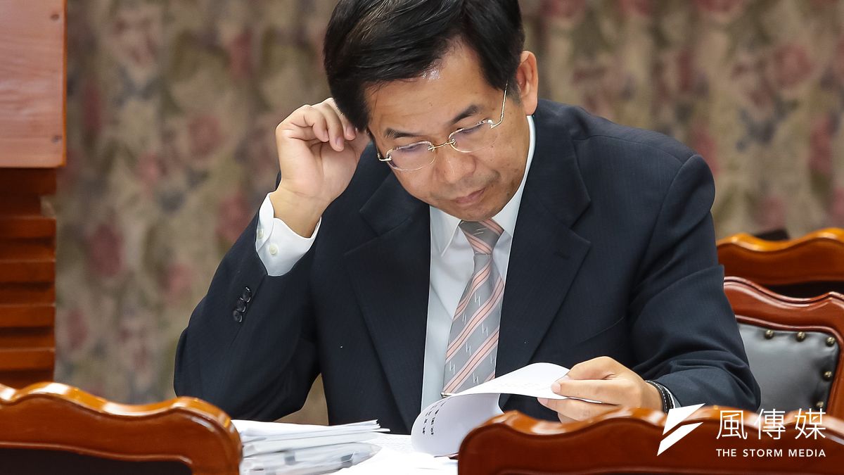 教育部長潘文忠表示,在轉型退場條例立法通過後,會要求大學在解散後3年內全面清算,不讓大學一再拖延。(資料照,顏麟宇攝) 教育部長潘文忠表示,在轉型退場條例立法通過後,會要求大學在解散後3年內全面清算,不讓大學一再拖延。(資料照,顏麟宇攝)