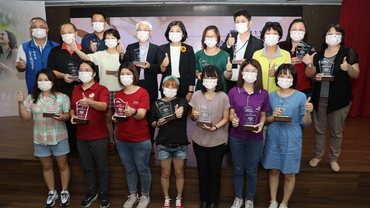 雲林縣政府委託國內大學辦理「雲林縣 111 年度長期照顧服務品質提升計畫」。(圖/雲林縣政府提供)