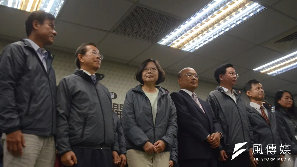 民進黨過去一直自許為本土、公平正義的代言人,但面對林義雄及第三勢力從左翼追擊,民進黨是否回防,也會影響台灣2016的選舉大局。(宋小海攝)