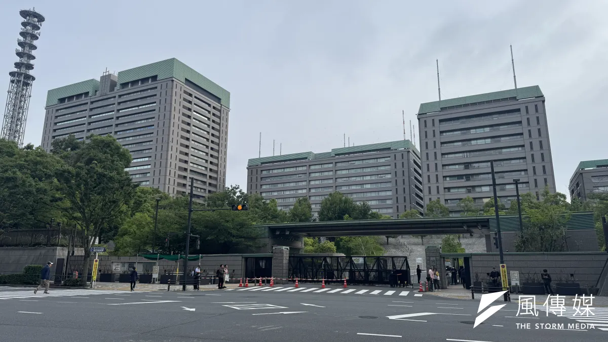 防衛白書に掲載されたコラムで、防衛研究所の杉浦康之主任研究官は、中国軍が「実戦化」「宣伝化」「常態化」を特徴とする軍事活動を通じて台湾への圧力を強め、力や威圧による現状変更を図っていると分析した。(写真/黄信維撮影)