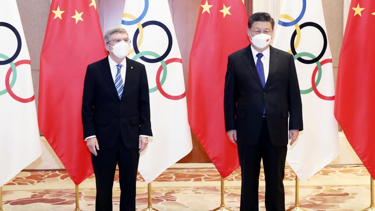 2022年1月25日,國際奧委會(IOC)主席巴赫(Thomas Bach)和中國國家主席習近平於北京釣魚台國賓館會面。(新華社∕AP) 2022年1月25日,國際奧委會(IOC)主席巴赫(Thomas Bach)和中國國家主席習近平於北京釣魚台國賓館會面。(新華社∕AP)