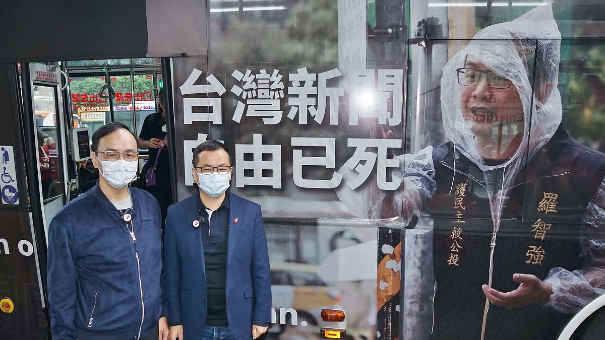 中天新聞台續照被拒的審查過程與結果,激起政府顛倒過來監督媒體的爭議。(資料照,盧逸峰攝) 中天新聞台續照被拒的審查過程與結果,激起政府顛倒過來監督媒體的爭議。(資料照,盧逸峰攝)