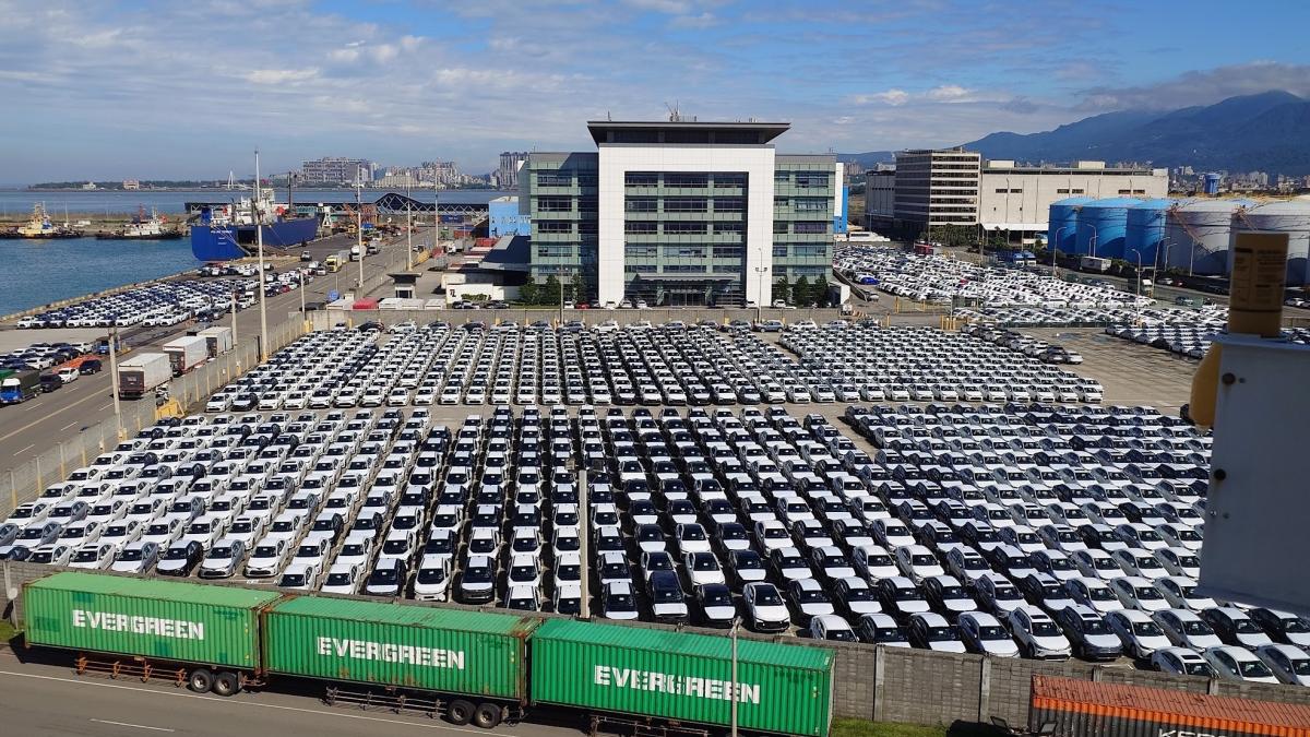 進口車零關稅無望?汽車零組件降稅「車價會變便宜嗎」?專家揭3劇本:受益的是他們
