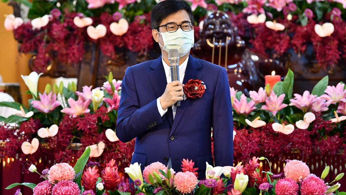 佛光山星雲大師96歲壽誕,高雄市長陳其邁親自上山,恭祝星雲大師法體康泰。(圖/高市民政局提供) 佛光山星雲大師96歲壽誕,高雄市長陳其邁親自上山,恭祝星雲大師法體康泰。(圖/高市民政局提供)