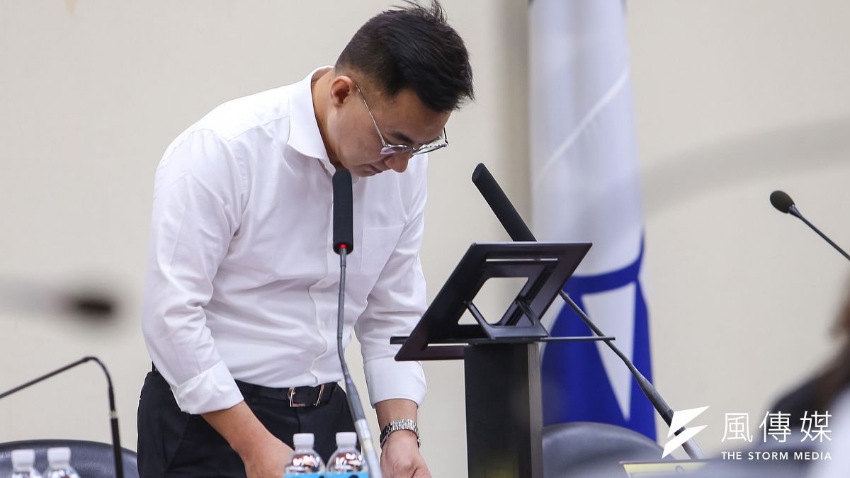 國民黨內人士表示,很多事黨主席江啟臣(見圖)事先並不知情,但最後帳都算在江啟臣身上,為明年黨主席選舉埋下不定時炸彈。(資料照,顏麟宇攝) 國民黨內人士表示,很多事黨主席江啟臣(見圖)事先並不知情,但最後帳都算在江啟臣身上,為明年黨主席選舉埋下不定時炸彈。(資料照,顏麟宇攝)