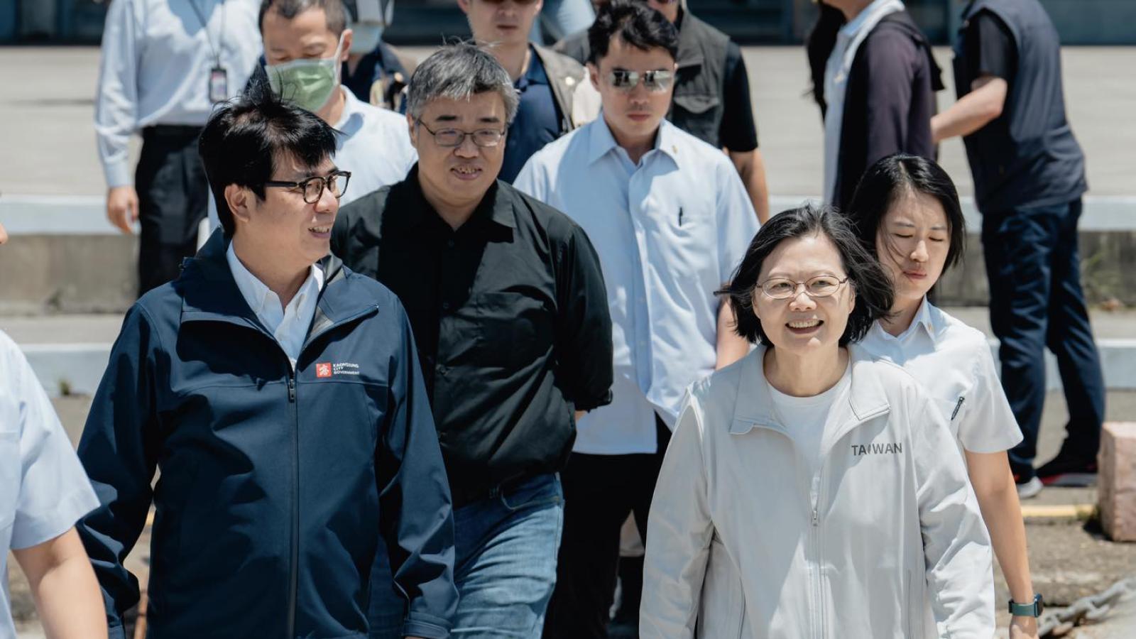 觀點投書:「吵到睡覺」的政治訊號─蔡英文與陳其邁公開互動的另一層觀察