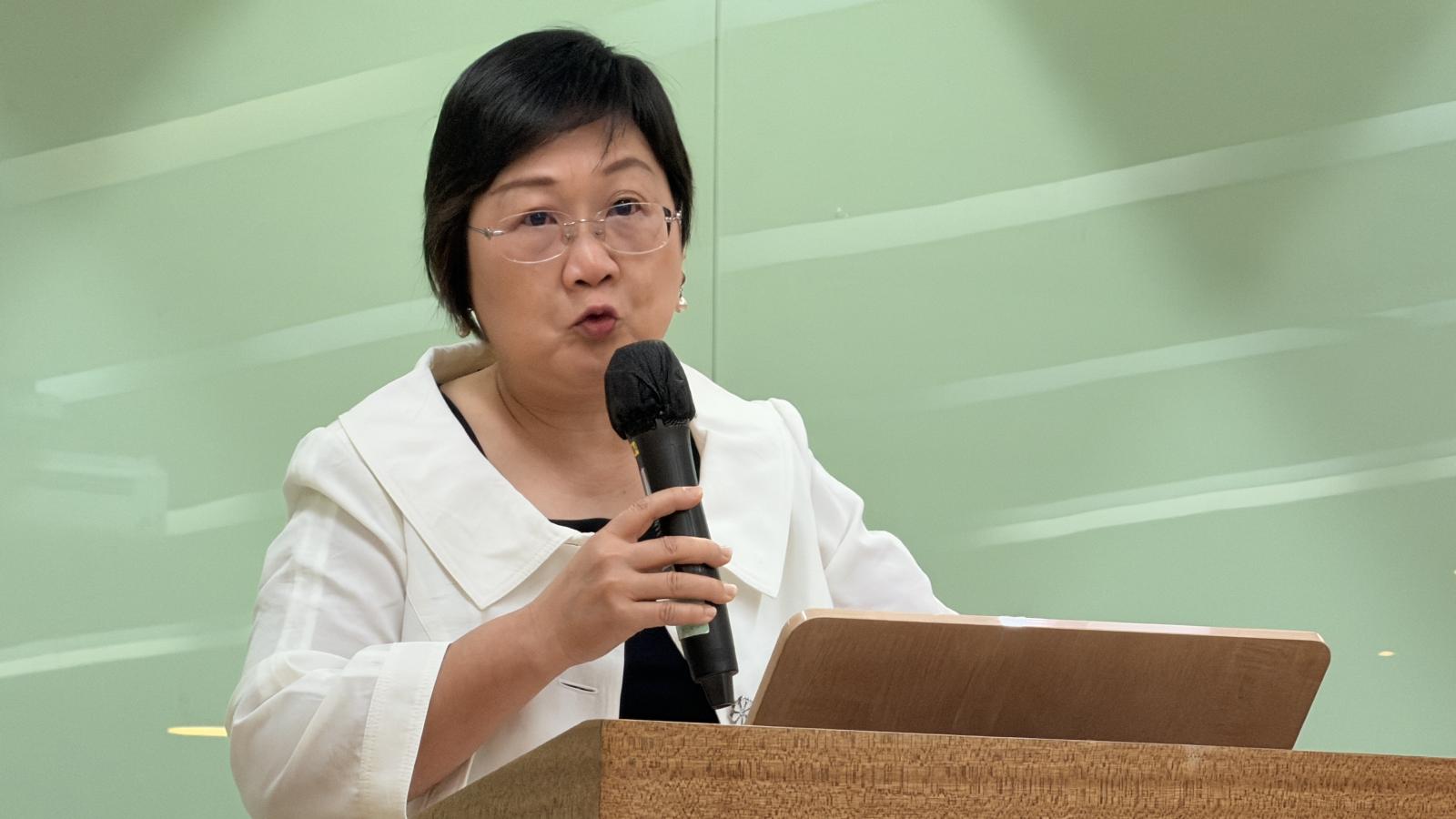 還原請辭僑委會委員長過程 徐佳青曝「周一就打定主意」:閣員、僑胞都叫我要挺住