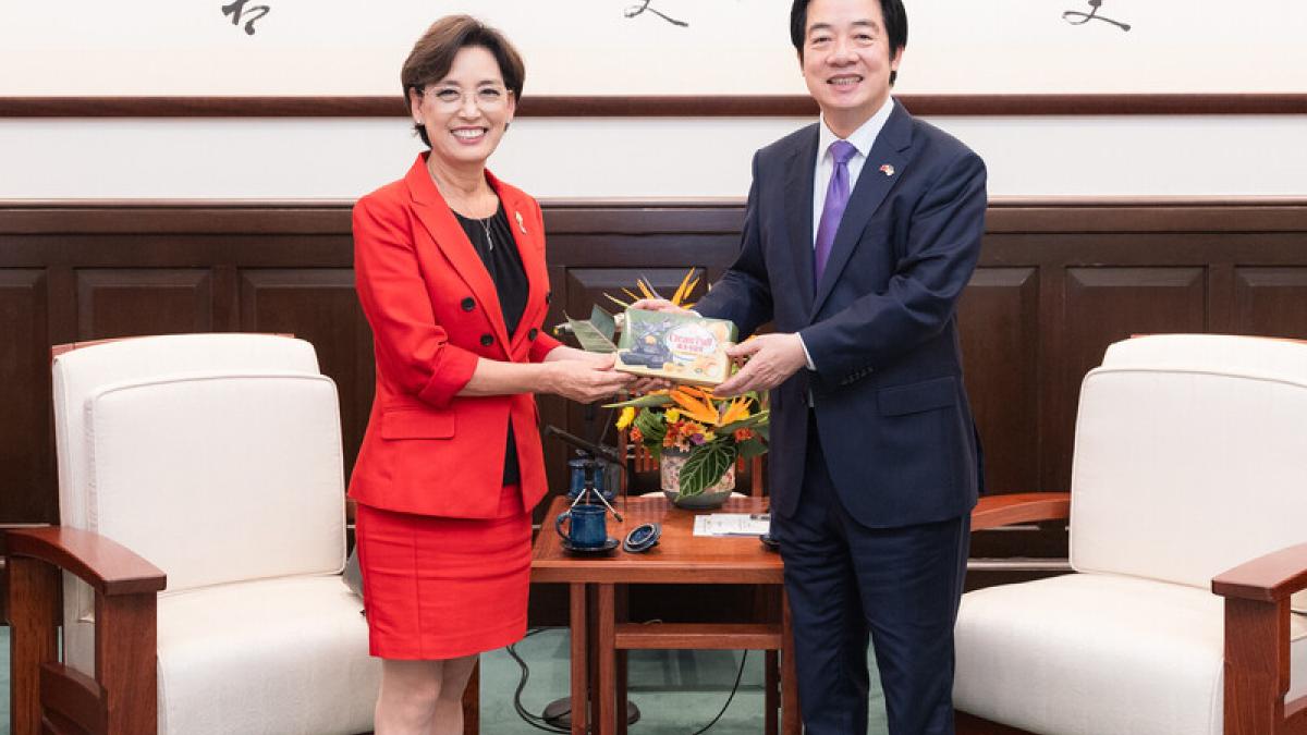 美議員訪團高度關切台海局勢 賴清德特贈「漢光限定伴手禮」展防衛韌性