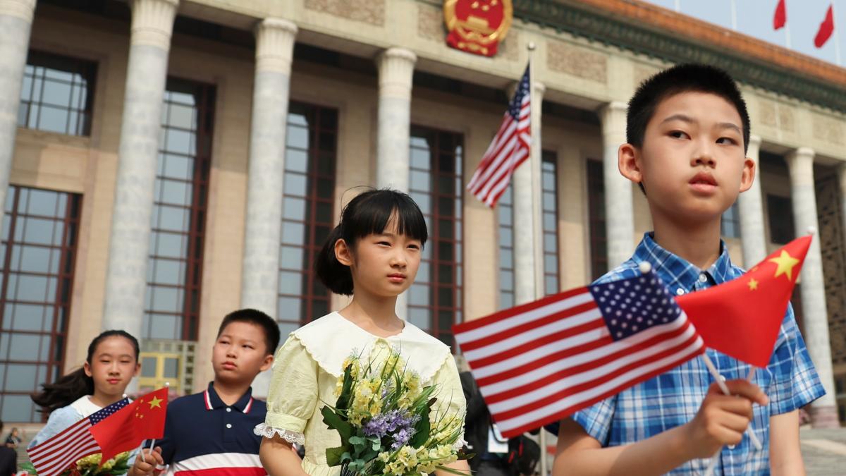 五眼聯盟示警:中國間諜變身「虛擬獵頭」,用求職平台誘騙歐美軍公教上鉤洩密