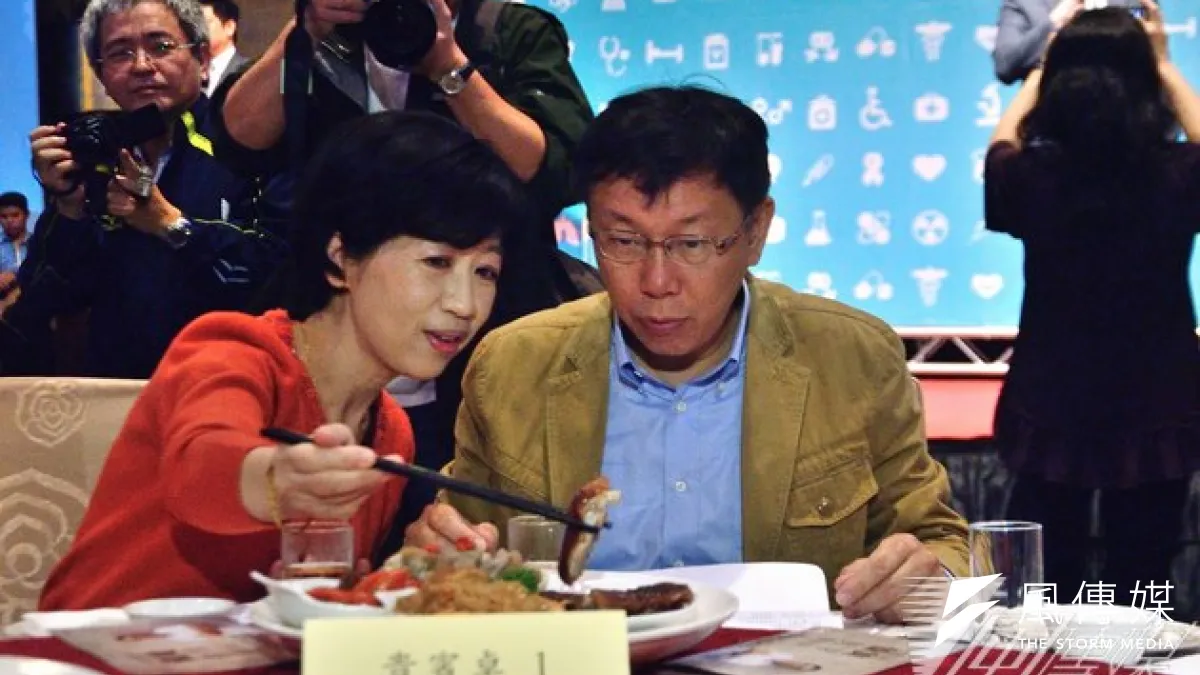 國民黨台北市長候選人連勝文妻子為了老公參選,而放棄加拿大國籍,台北市長候選人柯文哲妻子陳佩琪在臉書打抱不平。(資料照片,宋小海攝)