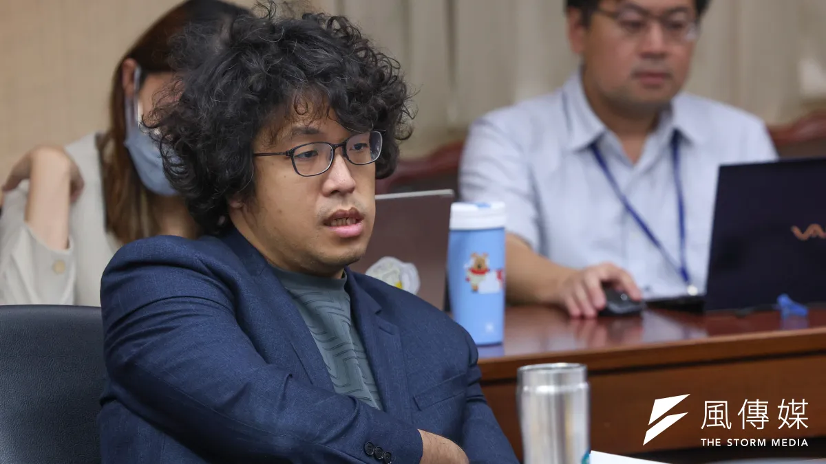 民進黨立委沈伯洋曾說所有的交流都是統戰,結果他自家人却大發兩岸貿易財。(顏麟宇攝)