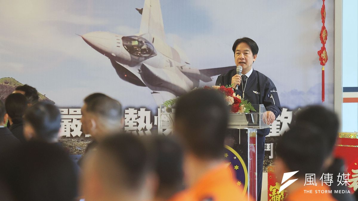 總統賴清德21日視導東部地區部隊,勗勉空軍第七聯隊官兵。(柯承惠攝) 總統賴清德21日視導東部地區部隊,勗勉空軍第七聯隊官兵。(柯承惠攝)