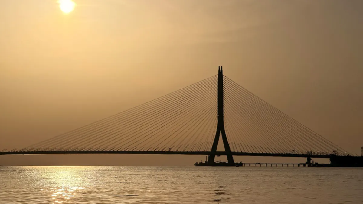 Danjiang Bridge at sunset (Photo courtesy of New Taipei City Government Transportation Bureau)