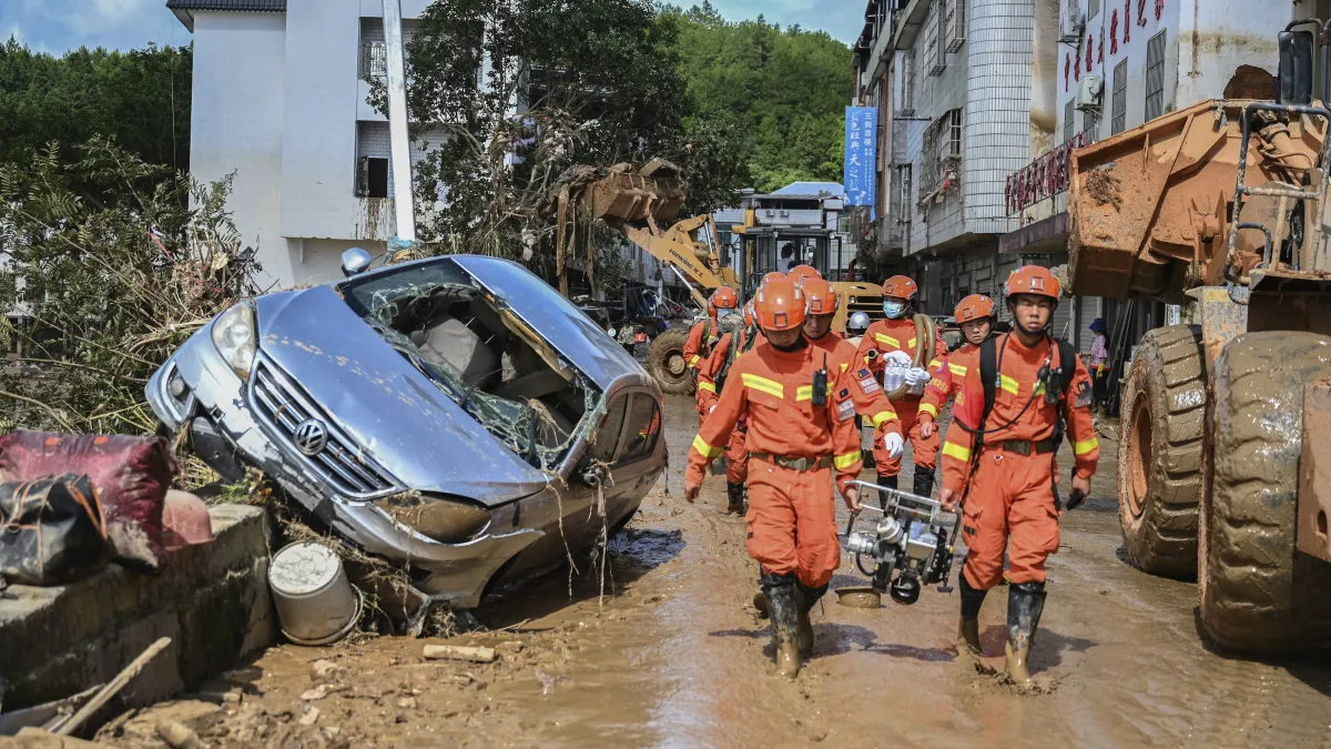 Parts of northern China, southern China, and the southeastern coast of Fujian have recently entered flood season, with a series of rainstorm-triggered disasters causing a rising number of deaths across multiple regions. (AP)