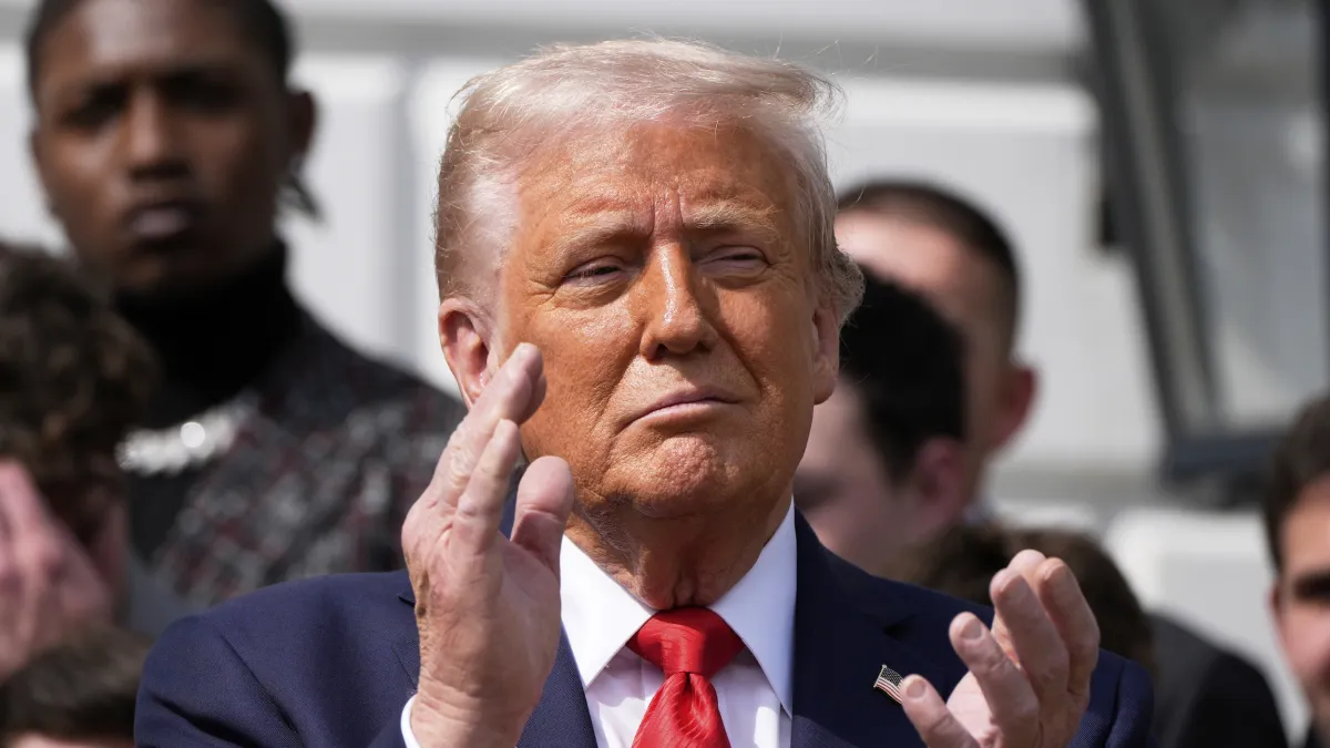 トランプ大統領が日本との貿易交渉に直接出席。(資料写真、AP通信)