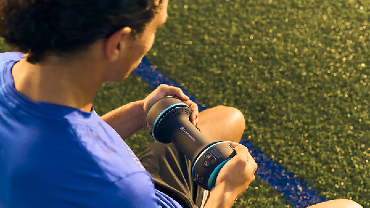 THERABODY LAUNCHES CRYOTHERM™ PALM, ITS FIRST THERMOREGULATION PERFORMANCE DEVICE, BRINGING SCIENCE-BACKED PALM COOLING TO MANAGE HEAT ON SPORT'S BIGGEST STAGE