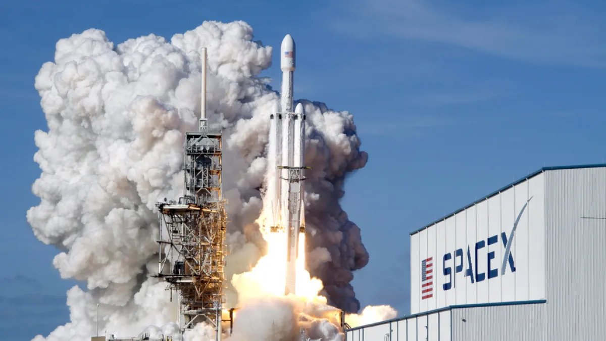 馬斯克創立的美國航太巨擘SpaceX即將掛牌上市。(美聯社)