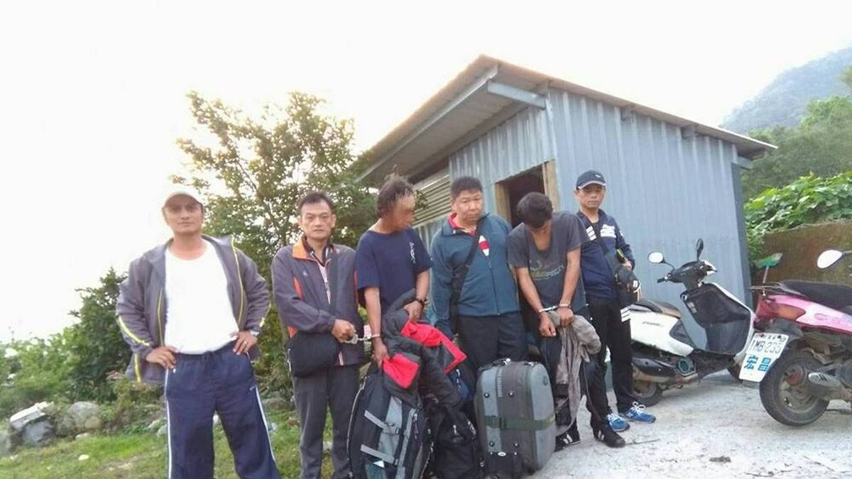 守護山林原鄉治安 信義警分局查獲7名逃逸外勞 守護山林原鄉治安 信義警分局查獲7名逃逸外勞