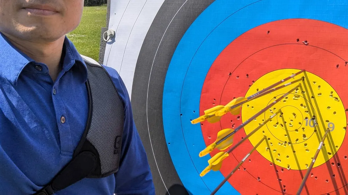 圖說:2004年雅典奧運男子射箭團體銀牌得主、現任國立體育大學教授的陳詩園,將以選手身分重返賽場。(圖/新北市政府) 圖說:2004年雅典奧運男子射箭團體銀牌得主、現任國立體育大學教授的陳詩園,將以選手身分重返賽場。(圖/新北市政府)