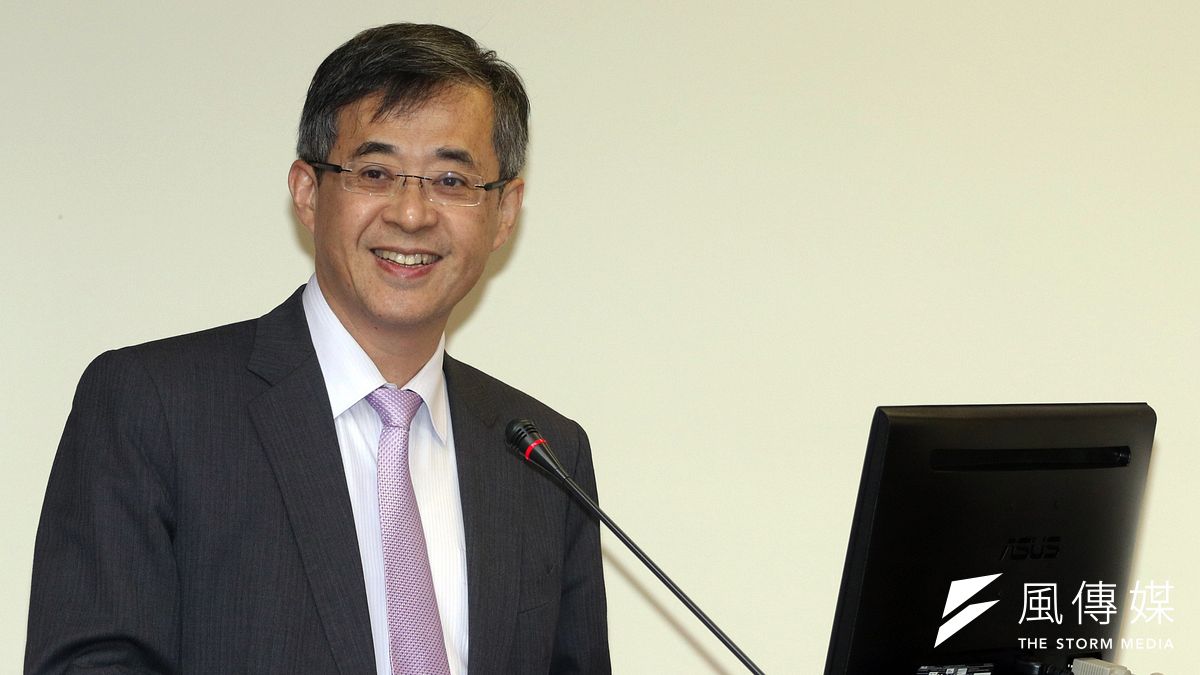 教育部政次姚立德表示,少子化造成學生人數減少,但許多大學不願意退場,甚至連合併都有很大的困難。(資料照,蘇仲泓攝) 教育部政次姚立德表示,少子化造成學生人數減少,但許多大學不願意退場,甚至連合併都有很大的困難。(資料照,蘇仲泓攝)