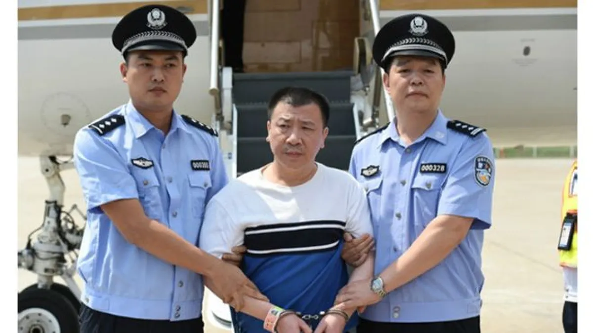 中國搜捕貪官的「天網」行動開展以來,美國首次遣返先前曾公開曝光的「百名紅通人員」。(BBC中文網)