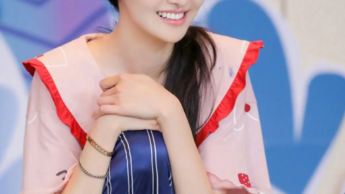 中國明星鄭爽被指在美國代孕嬰兒並「棄養」 遭猛烈抨擊,而從這事件也能看出美中兩地對代孕的想法。(圖/取自鄭爽微博)