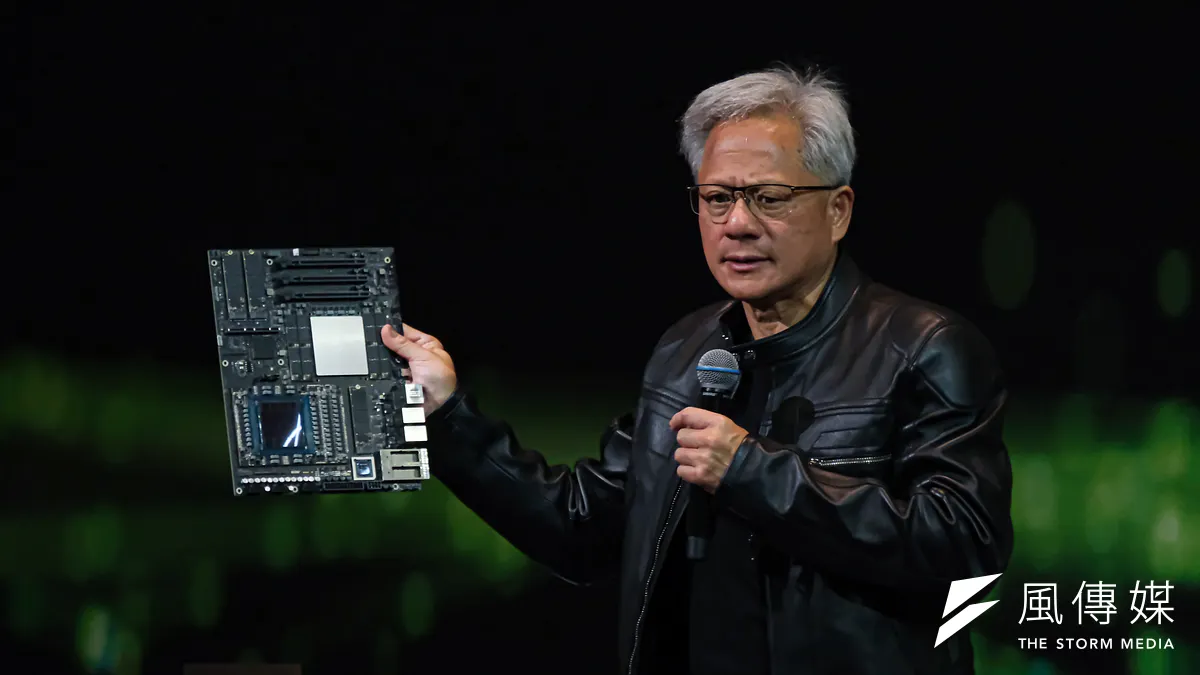 2025年5月21日、NVIDIA創業者兼CEOのジェンスン・フアン氏が台北・マンダリンオリエンタルでのグローバルメディアQ&Aに出席。(写真/劉偉宏撮影) 2025年5月21日、NVIDIA創業者兼CEOのジェンスン・フアン氏が台北・マンダリンオリエンタルでのグローバルメディアQ&Aに出席。(写真/劉偉宏撮影)