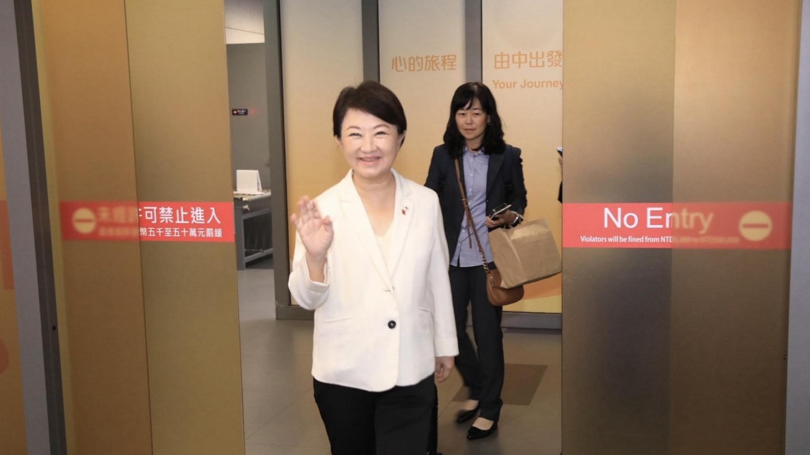 為未來奠定基礎 盧秀燕28小時旋風訪沖繩返國