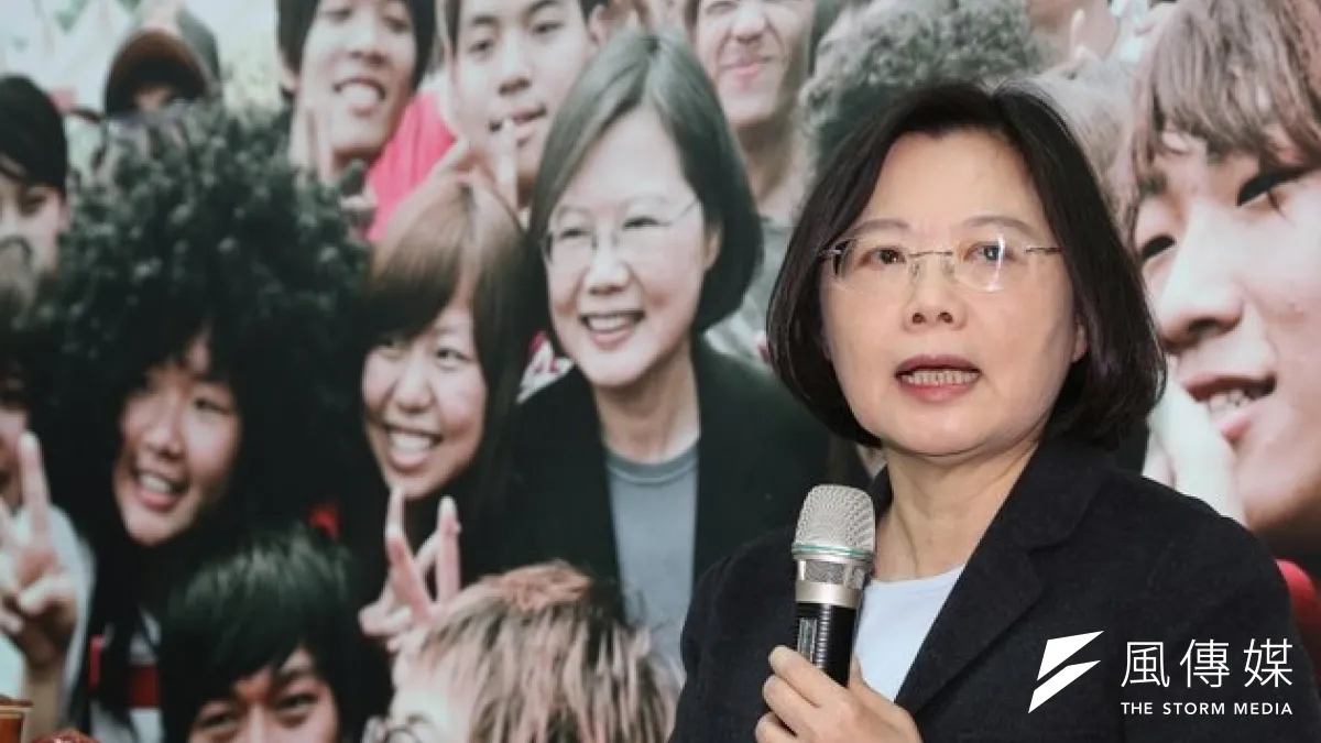 三強對抗,陳水扁勉蔡英文:「這樣的困難都不能面對,如何面對2016?」(蔡英文參選民進黨主席記者會,余志偉攝)