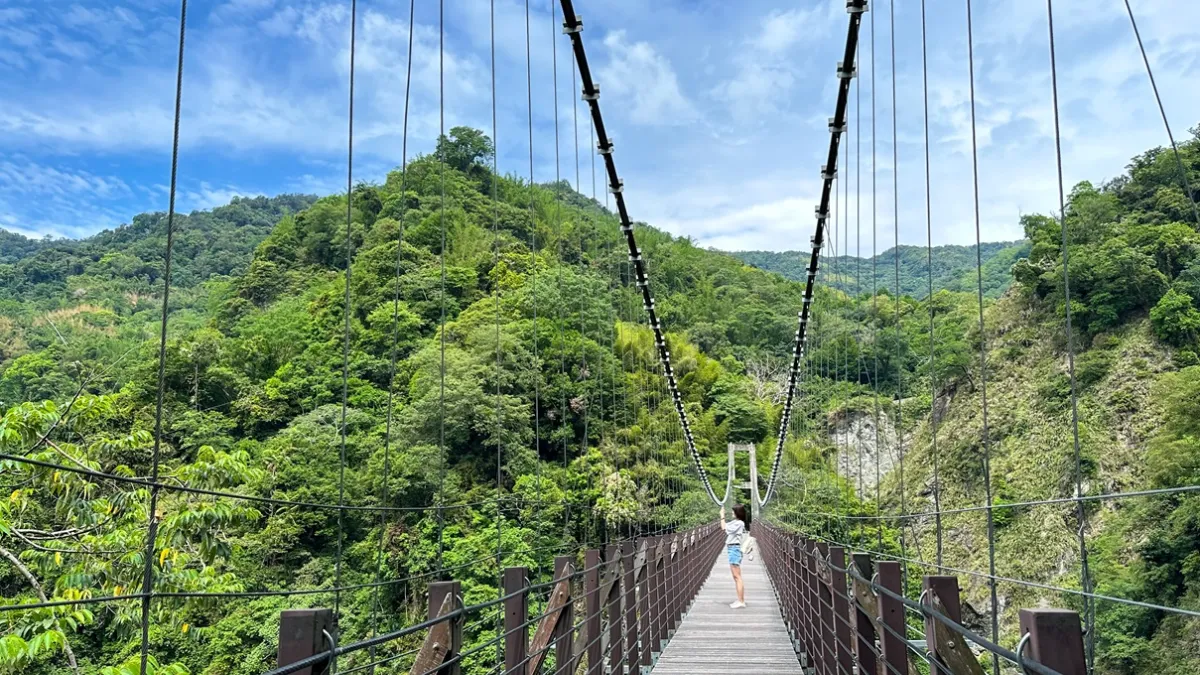 嘉義縣石盤谷吊橋。(圖/嘉義縣政府文觀局提供)