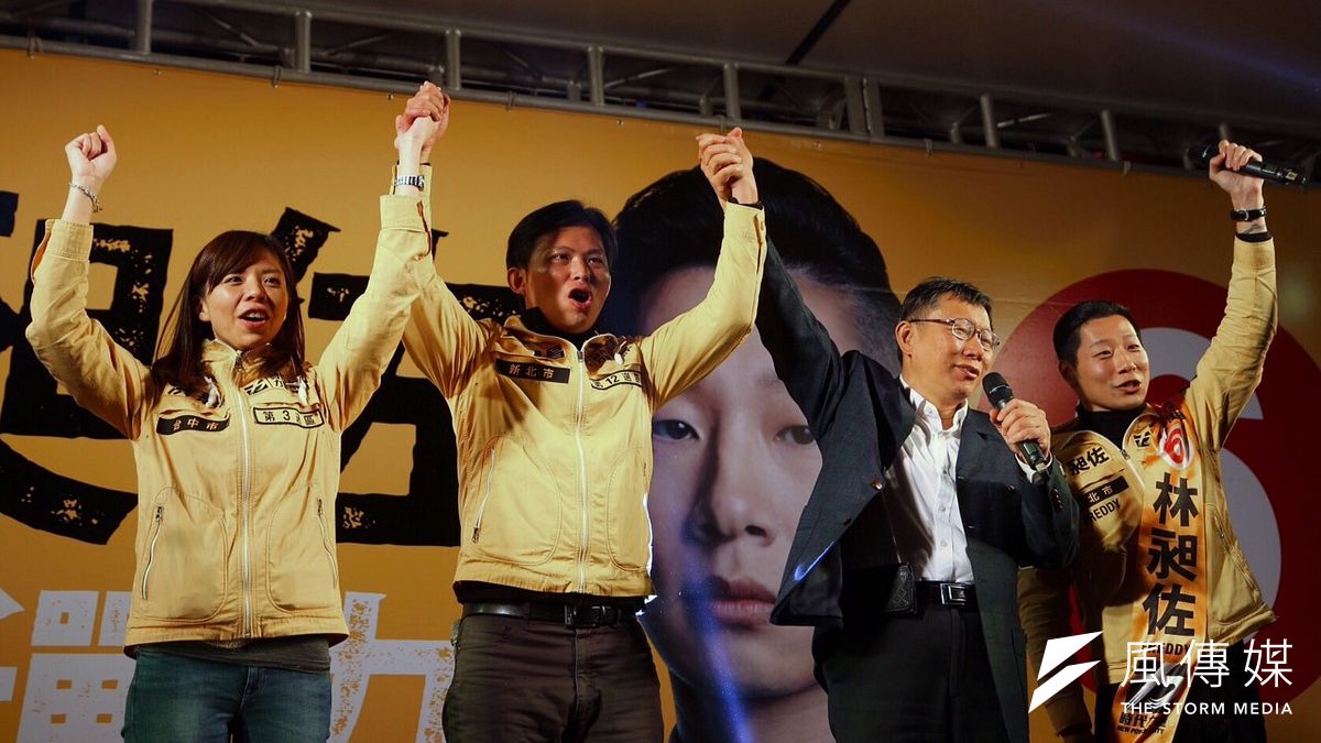 時代力量候選人黃國昌、洪慈庸、林昶佐都具明星效應,再加上超人氣天王柯文哲力挺,更是如虎添翼。(資料照,蔡耀徵攝) 時代力量候選人黃國昌、洪慈庸、林昶佐都具明星效應,再加上超人氣天王柯文哲力挺,更是如虎添翼。(資料照,蔡耀徵攝)