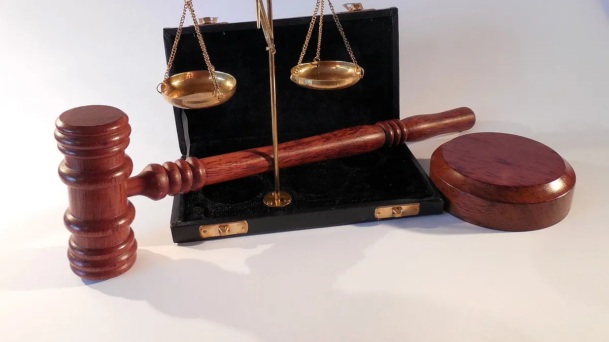 筆者深度解析《五檢夜宴調查報告》及《檢察官要求做愛肉償懲戒案》,認為檢察官公信力備受質疑。(示意圖,取自Pixabay) 筆者深度解析《五檢夜宴調查報告》及《檢察官要求做愛肉償懲戒案》,認為檢察官公信力備受質疑。(示意圖,取自Pixabay)