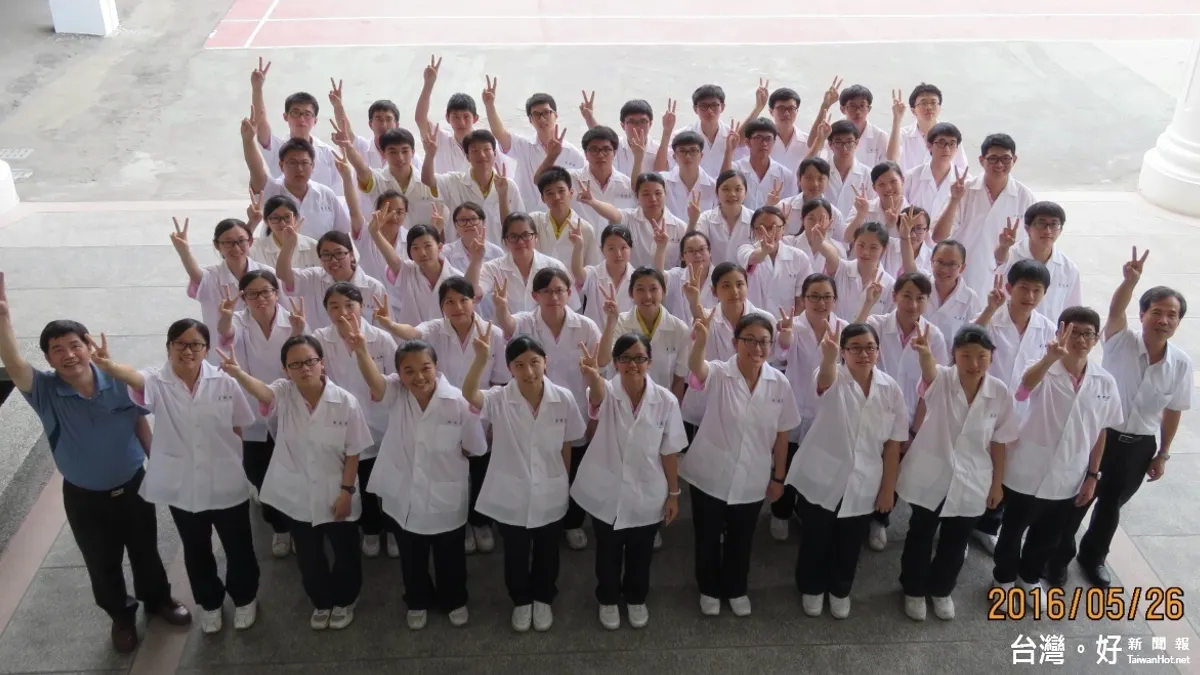 60生成績超過600分 巨人藥學專班統測破全國記錄 60生成績超過600分 巨人藥學專班統測破全國記錄