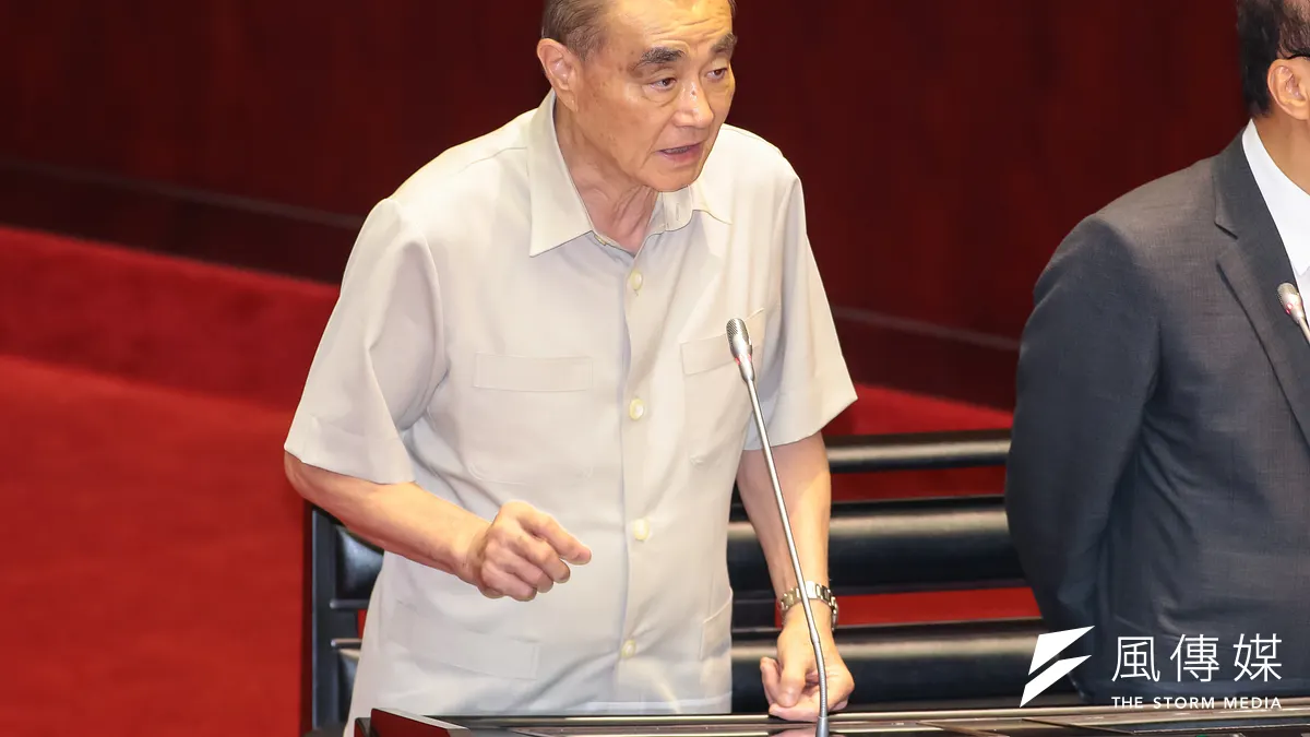 為軍中虐狗,國防部長馮世寬兩度出面向動保團體致歉,並要營區的狗造冊列管。(資料照/顏麟宇攝)