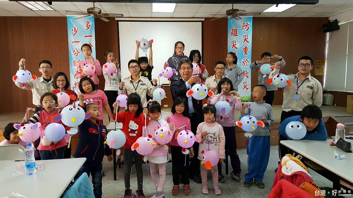 下營公所辦理寒假課輔 替代役男協助照顧弱勢學童 下營公所辦理寒假課輔 替代役男協助照顧弱勢學童