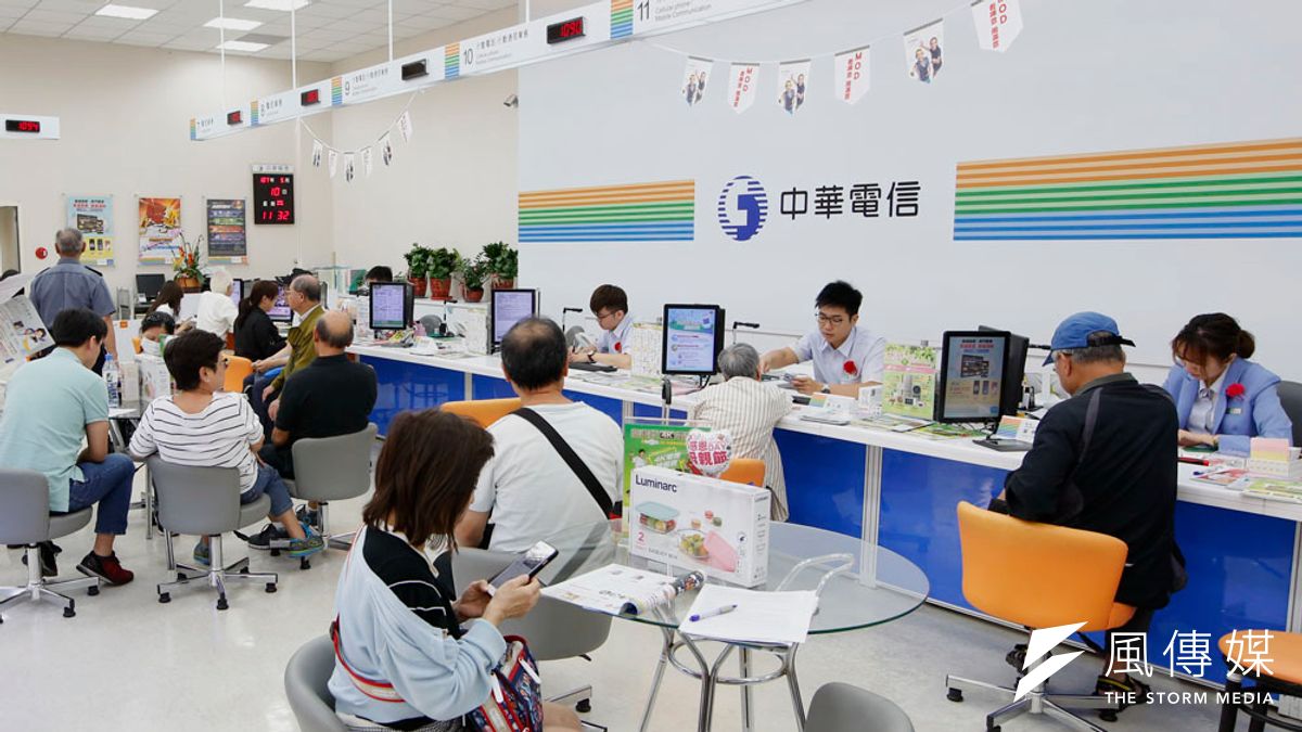 顧立雄網銀政策轉彎,很難說與中華電信毫無關聯。(郭晉瑋攝) 顧立雄網銀政策轉彎,很難說與中華電信毫無關聯。(郭晉瑋攝)