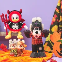 ディズニーストアは、ハロウィーンに向けた仮装姿のキャラクターぬいぐるみやゴシック調のミニー新コレクションを9月4日より全国で順次発売する。(写真/© Disney提供) ディズニーストアは、ハロウィーンに向けた仮装姿のキャラクターぬいぐるみやゴシック調のミニー新コレクションを9月4日より全国で順次発売する。(写真/© Disney提供)