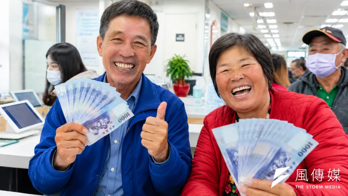 中央發錢還有得等!盤點全台8個「大方縣市」振興金,符合條件直接入帳。(示意圖/AI生成)