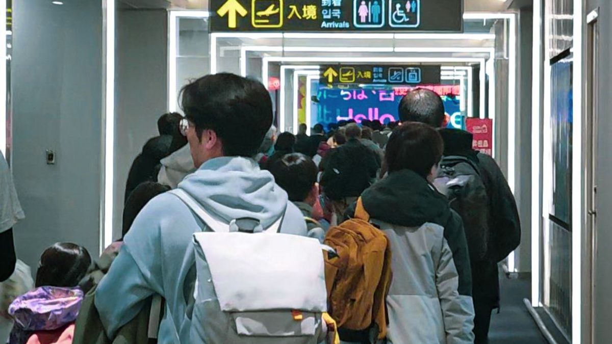 CNN揭台灣有錢人準備護照「開戰就閃人」 作家酸:沒看名嘴宣揚台灣軍力多強