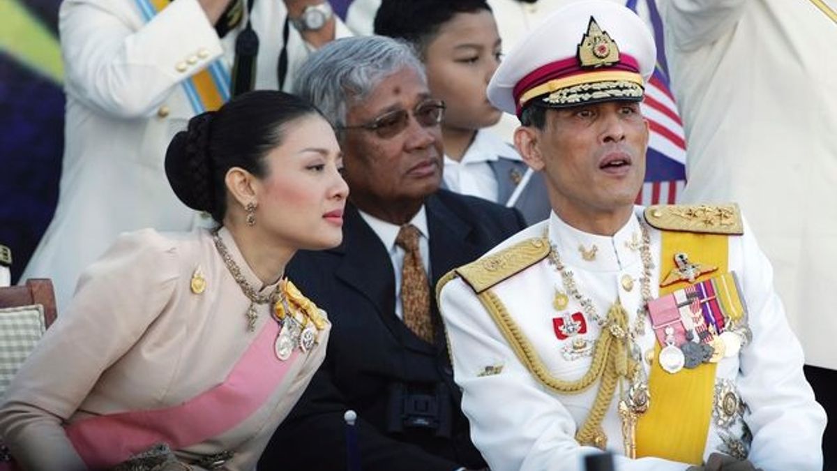 泰國王儲瓦吉拉隆功與王妃西拉米,日後恐怕不會再共同出席公開場合。(美聯社) 泰國王儲瓦吉拉隆功與王妃西拉米,日後恐怕不會再共同出席公開場合。(美聯社)