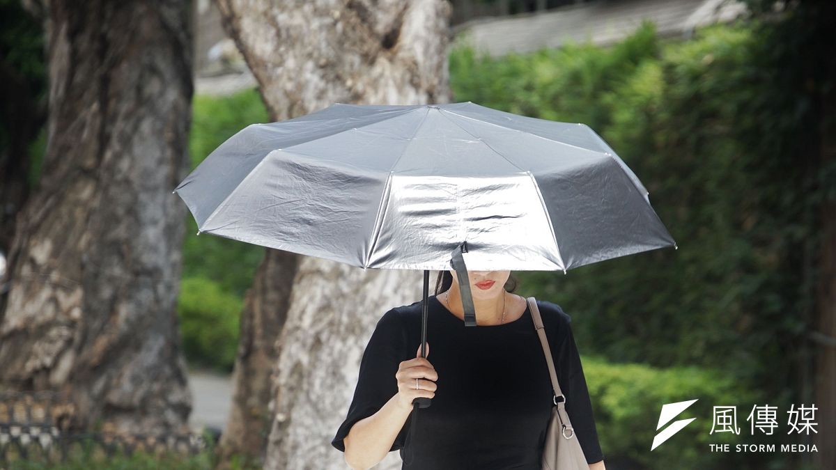 氣象局表示未來一週水氣不多,大致只有東半部地區、北部山區會有局部短暫雨。(圖/盧逸峰攝) 氣象局表示未來一週水氣不多,大致只有東半部地區、北部山區會有局部短暫雨。(圖/盧逸峰攝)