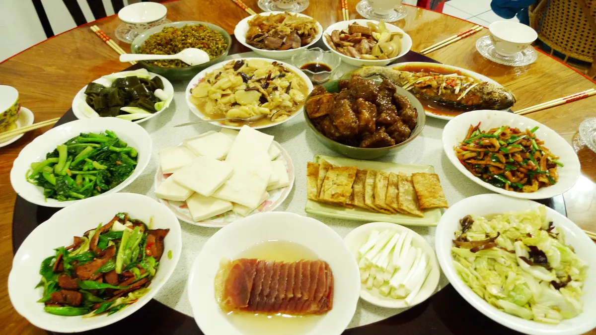 年菜火鍋、佛跳牆吃好吃滿?醫師:小心膽囊發炎,膽結石來報到。(圖/Blowing Puffer Fish@flick)