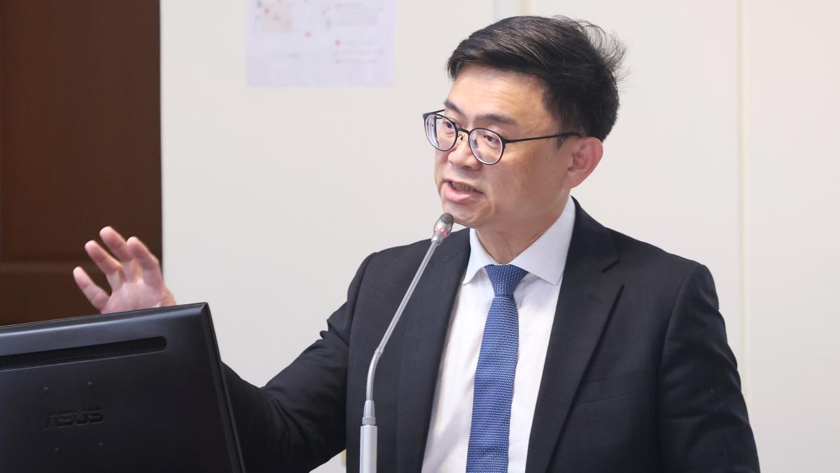 本周最強內幕》賴瑞隆被「鐵拳教育」?民進黨北高撐不起來!鄭麗文無人機態度變了,美國對她做了什麼?