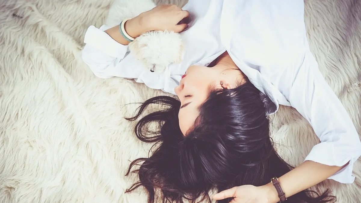 強忍精不射,易造成過盛的精液無處可泄,後患無窮...(圖/cuncon@pixabay)