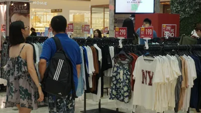 南紡購物中心快閃櫃SPAO 推出秋季新裝