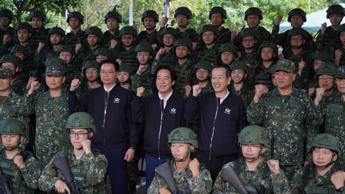 王義雄觀點:賠錢也要走!總統不能要求別人的孩子戰死沙場